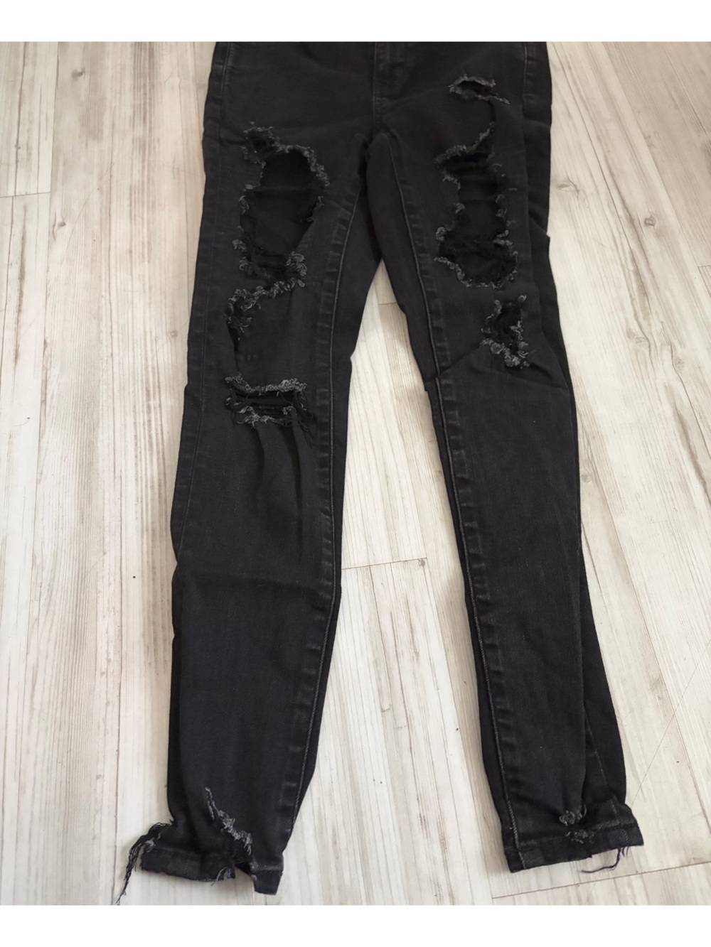 American Eagle Outfitters Black Ripped Skinny Jeans